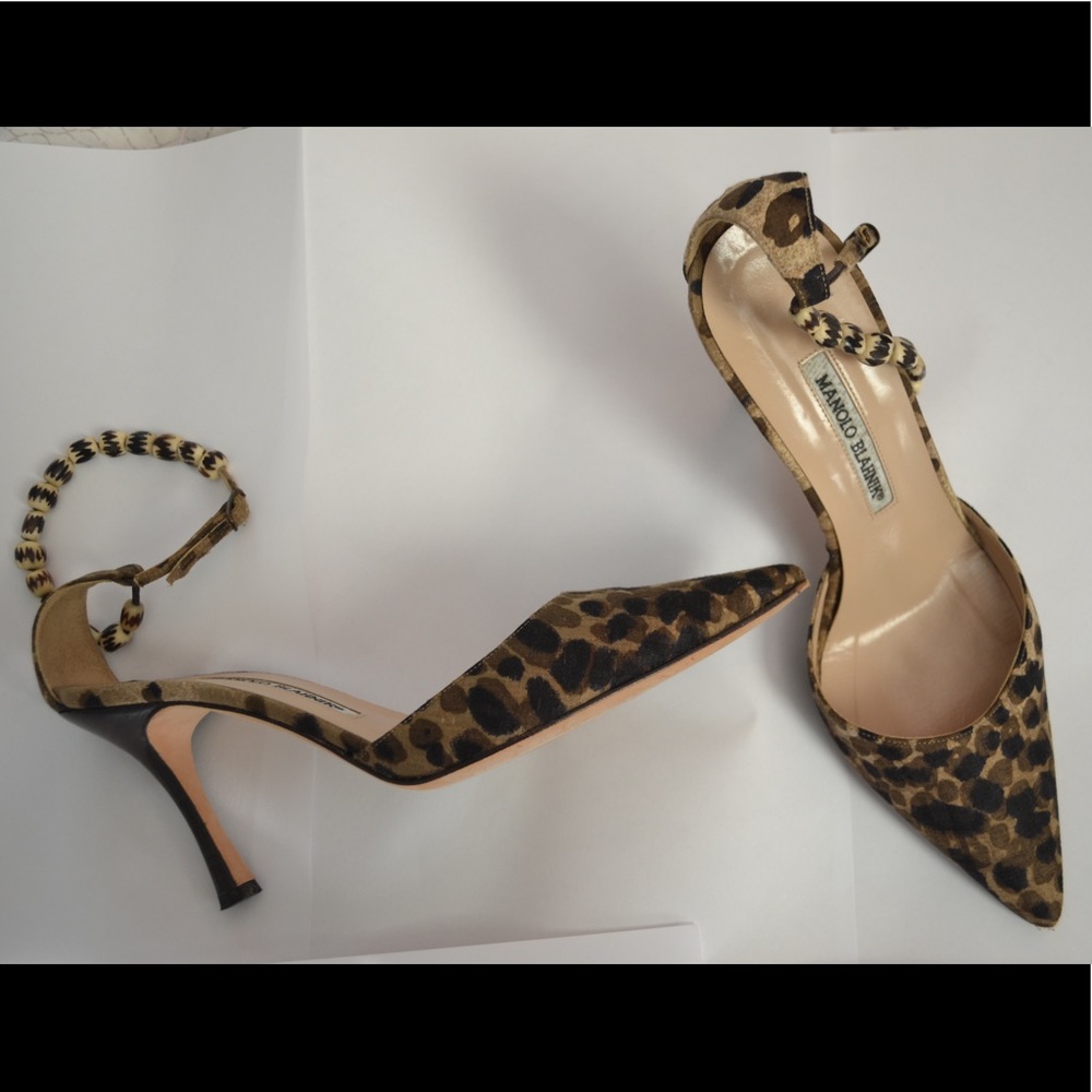 Manolo Blahnik slingback pumps